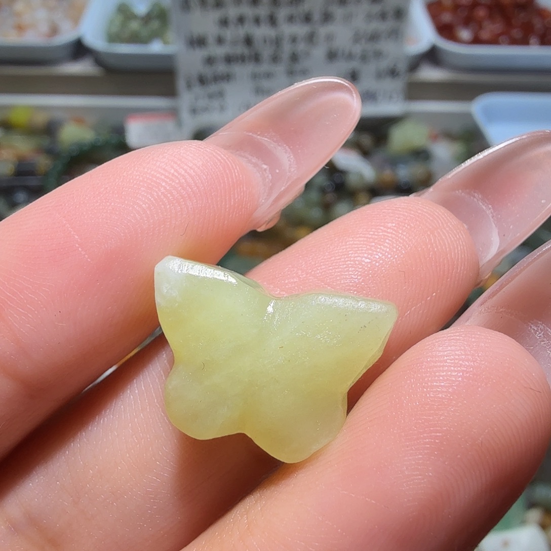 和田玉未镶嵌珠宝奇石