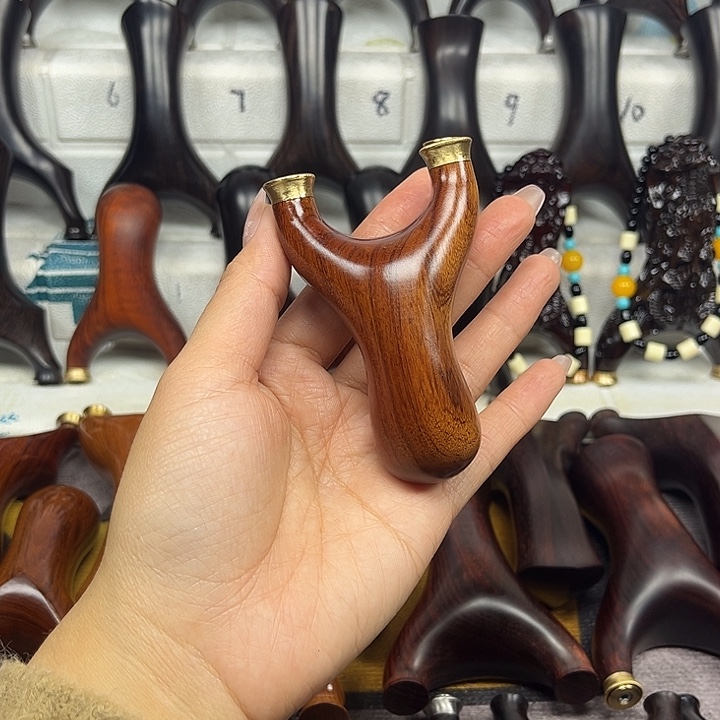 木沙铁快压小胖。。。