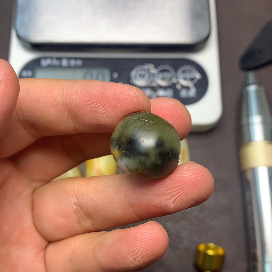 和田玉（糖玉）未镶嵌挂件