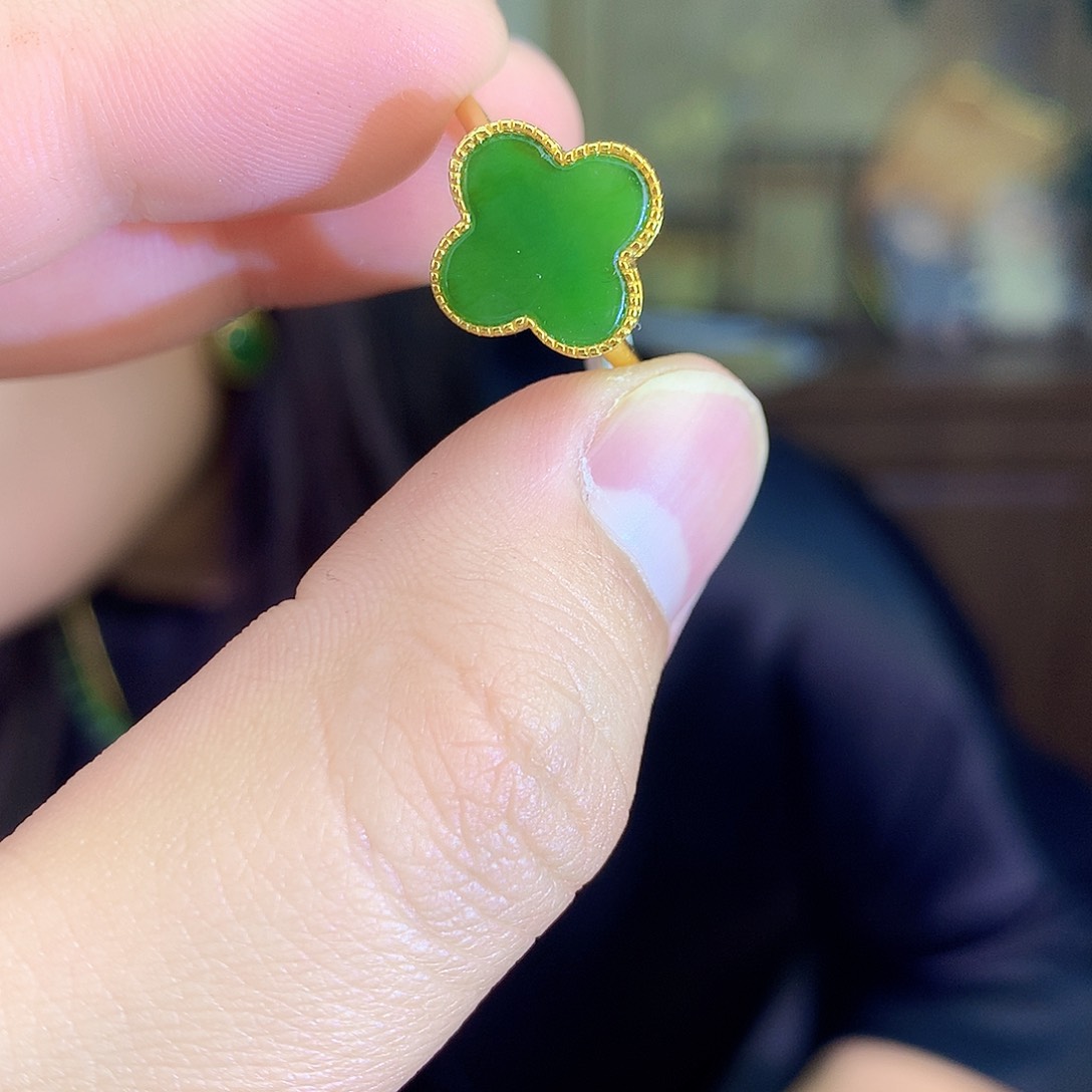 吊坠(不含链)银S925镶嵌和田玉（碧玉）戒指