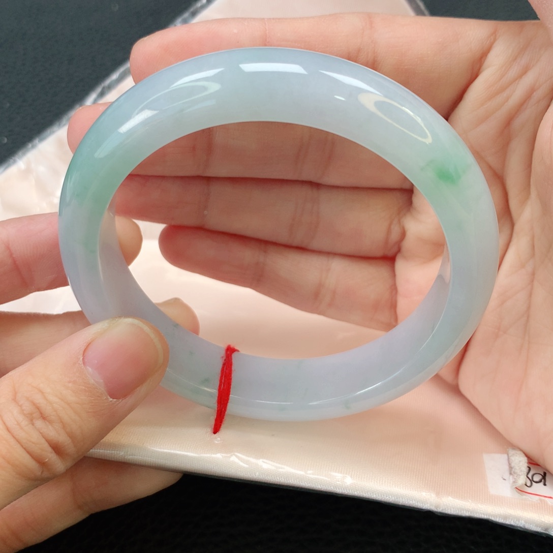 翡翠手镯未镶嵌缅甸58