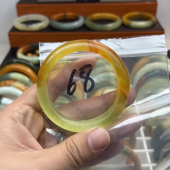 玛***啦蛇纹石玉合金手镯