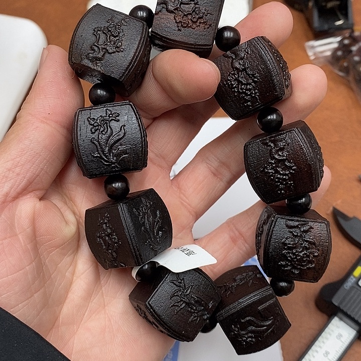 沉香沉香香囊虫漏