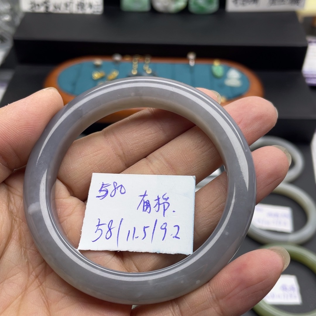 和田玉手镯未镶嵌58手镯