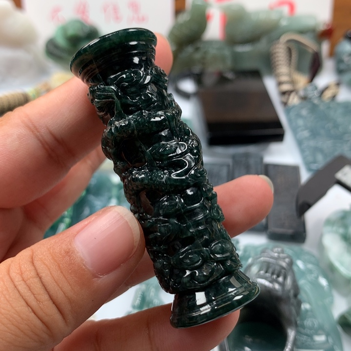 翡翠颈饰未镶嵌保真天然A货翡翠