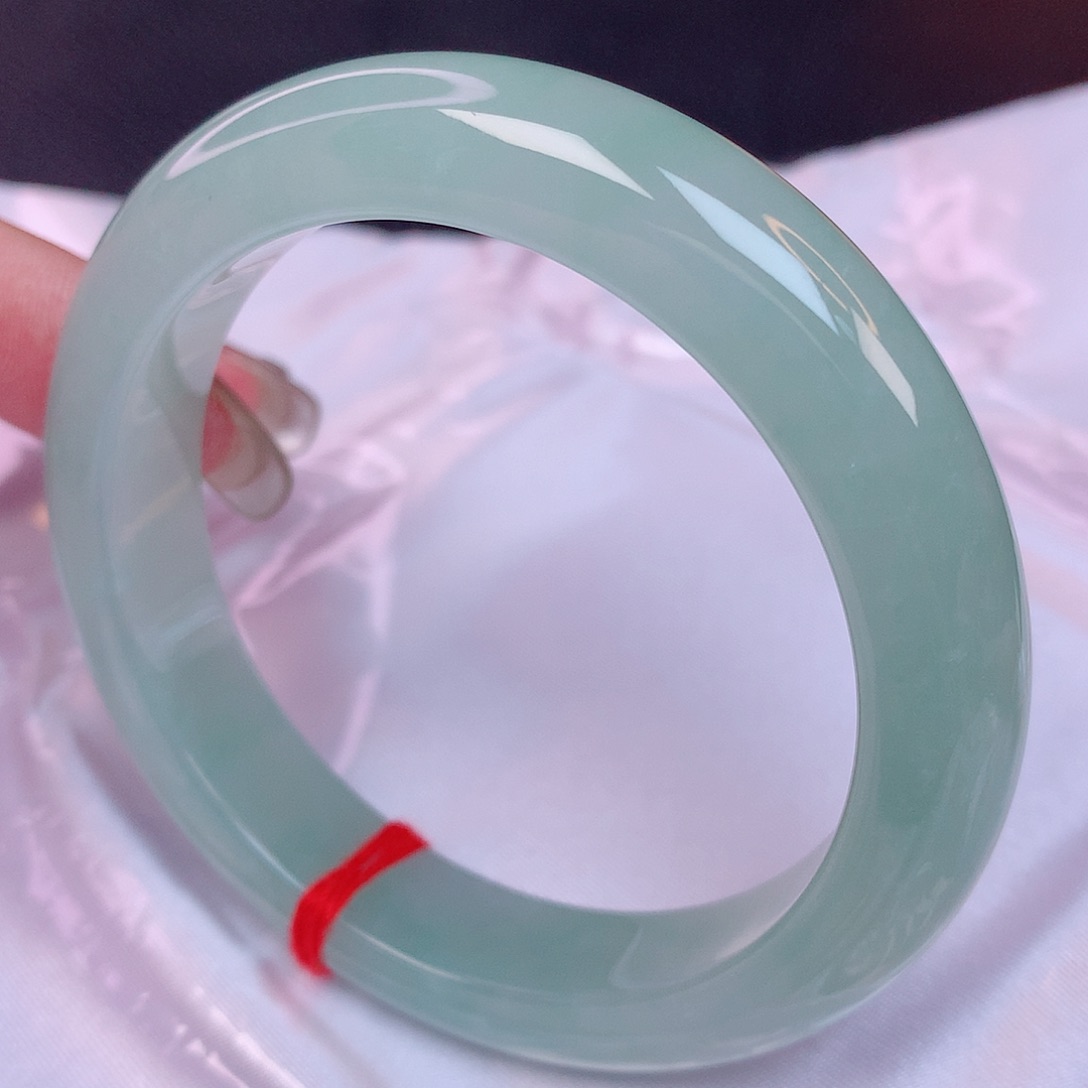 翡翠手镯未镶嵌56 翡翠手镯