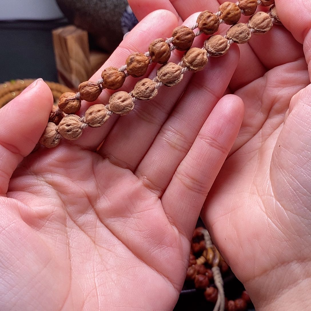 柏香籽/百香籽吊坠176.6小桃9