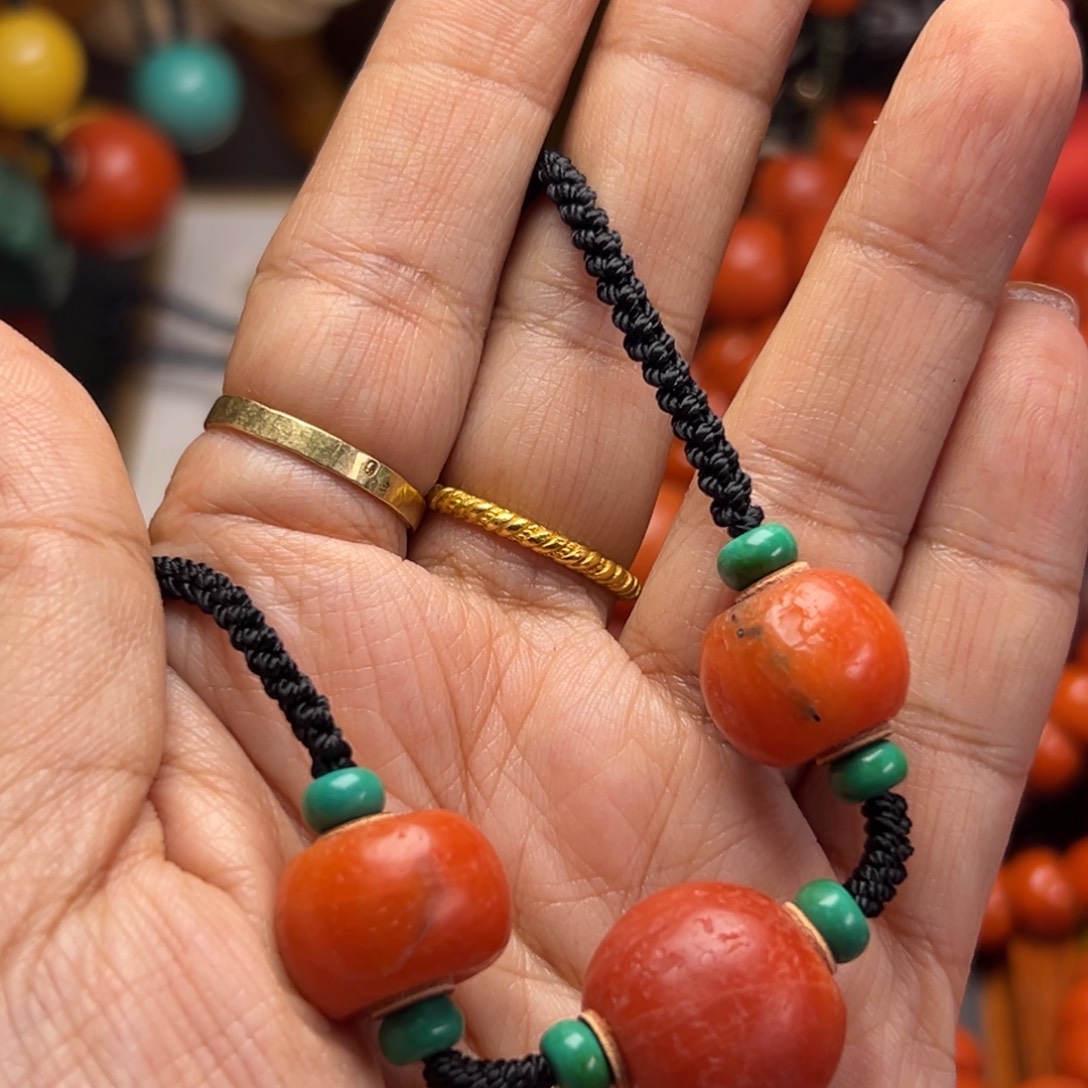 伟***伟琉璃颈饰大漂亮一条