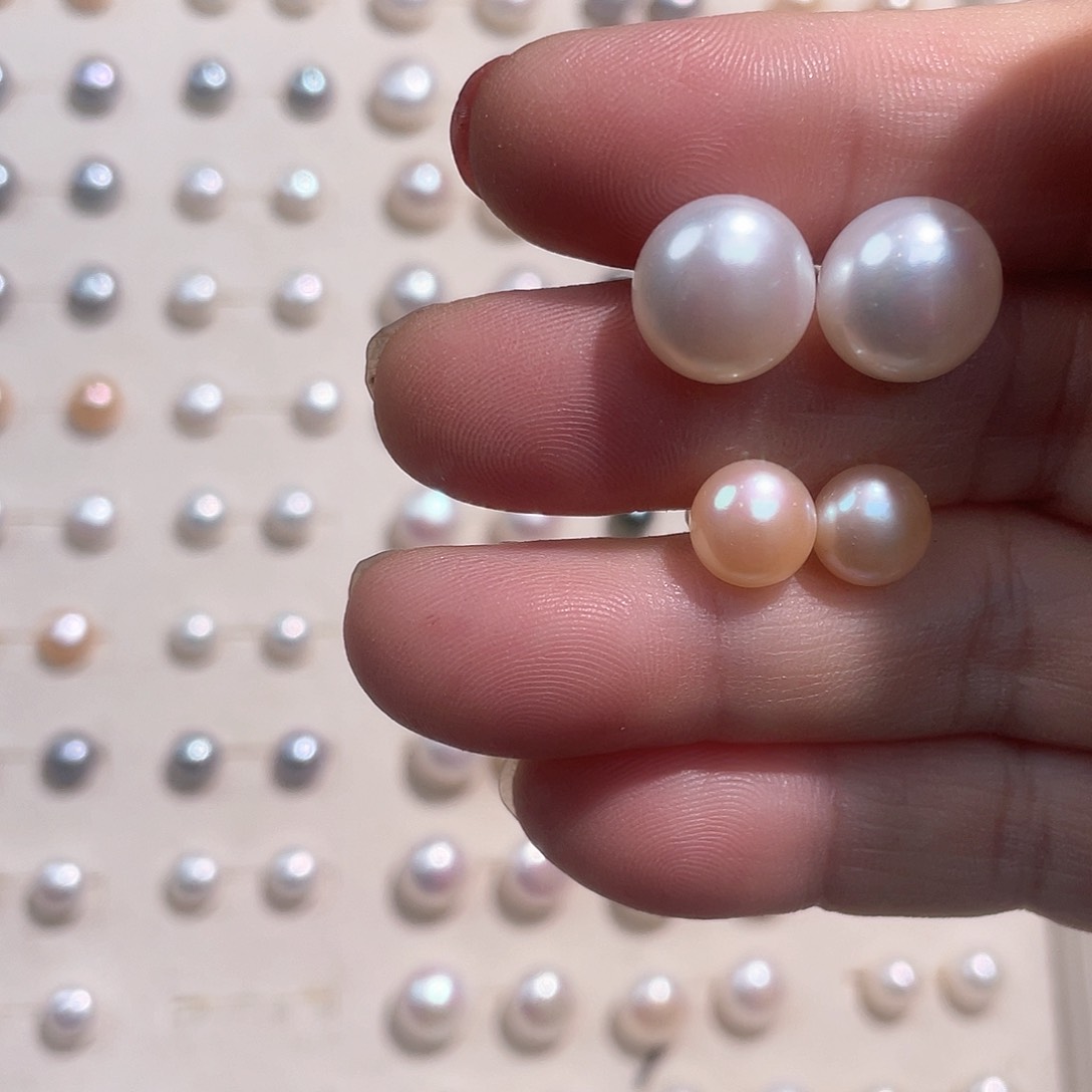 合金淡水珍珠耳饰月**贝