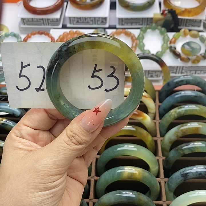 蛇纹石玉手镯合金