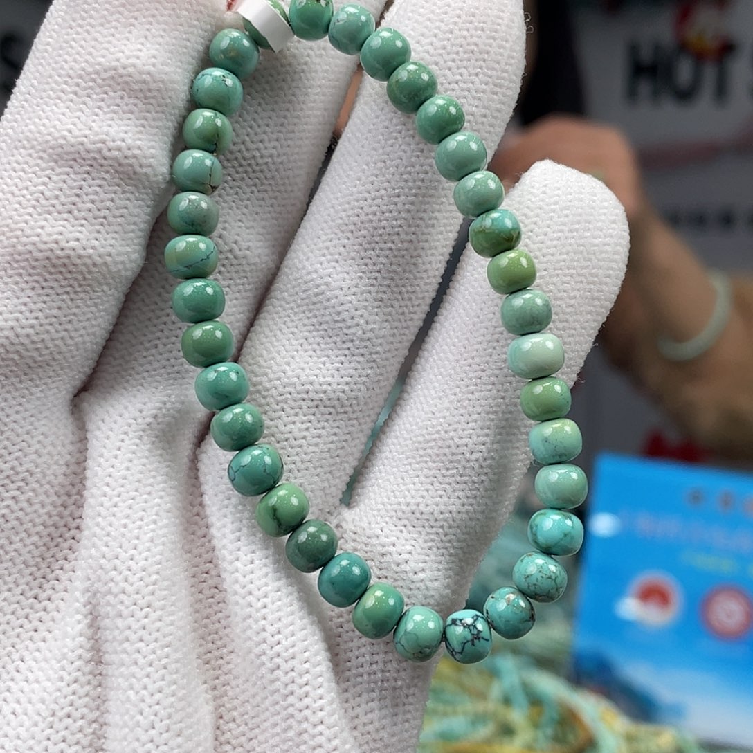 绿松石未镶嵌挂件