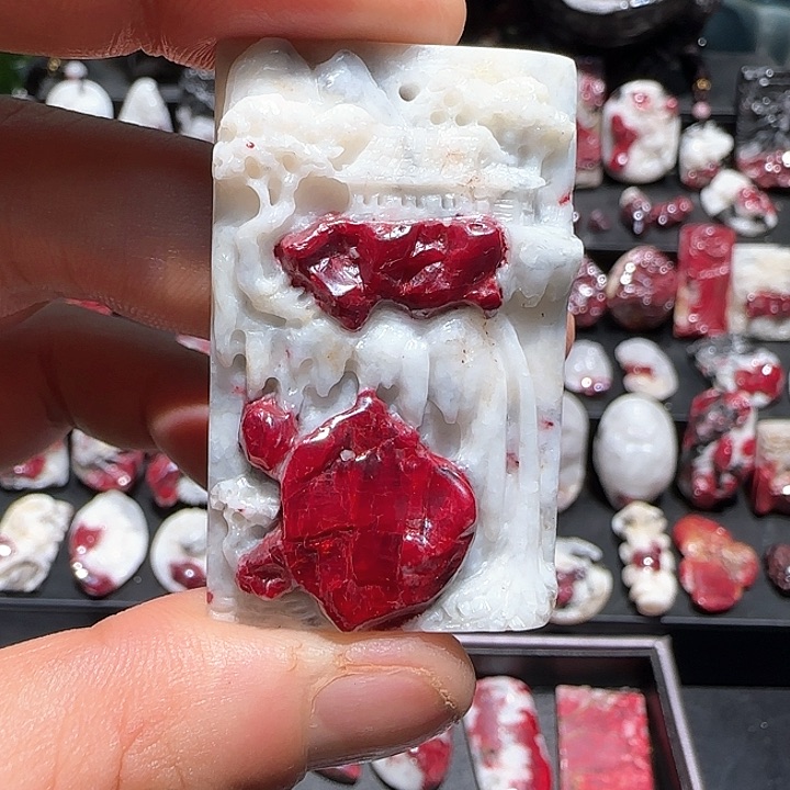 天然辰砂&****₎纯天然朱砂，原石原矿雕刻，山水无事牌