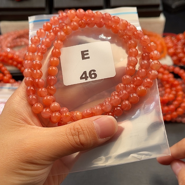 南红玛瑙未镶嵌多样性发货默认微瑕称重7mm