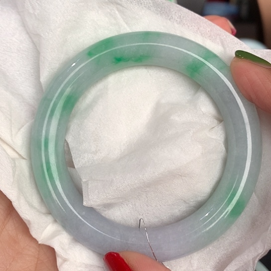 翡翠手镯（圆镯）未镶嵌圆条翡翠手镯