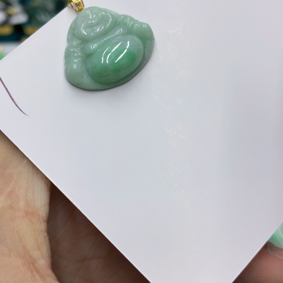 翡翠颈饰18K金镶嵌翡翠