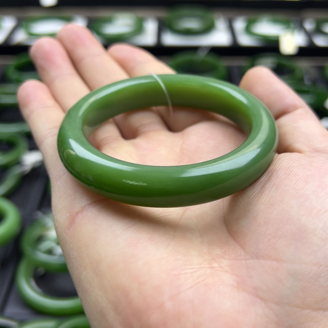 和田玉（碧玉）未镶嵌手镯55