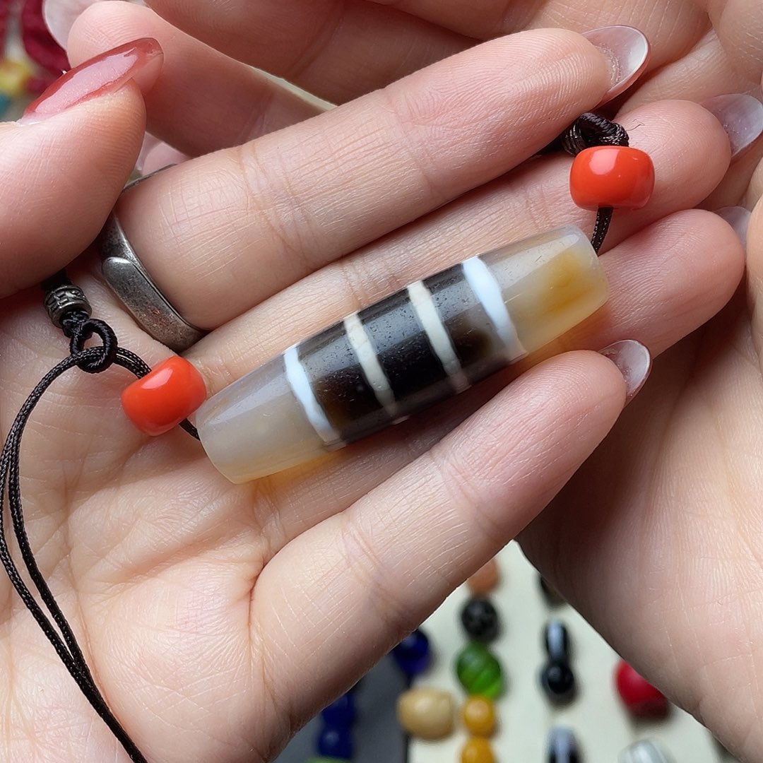 佟***爷琉璃/树脂/塑料类