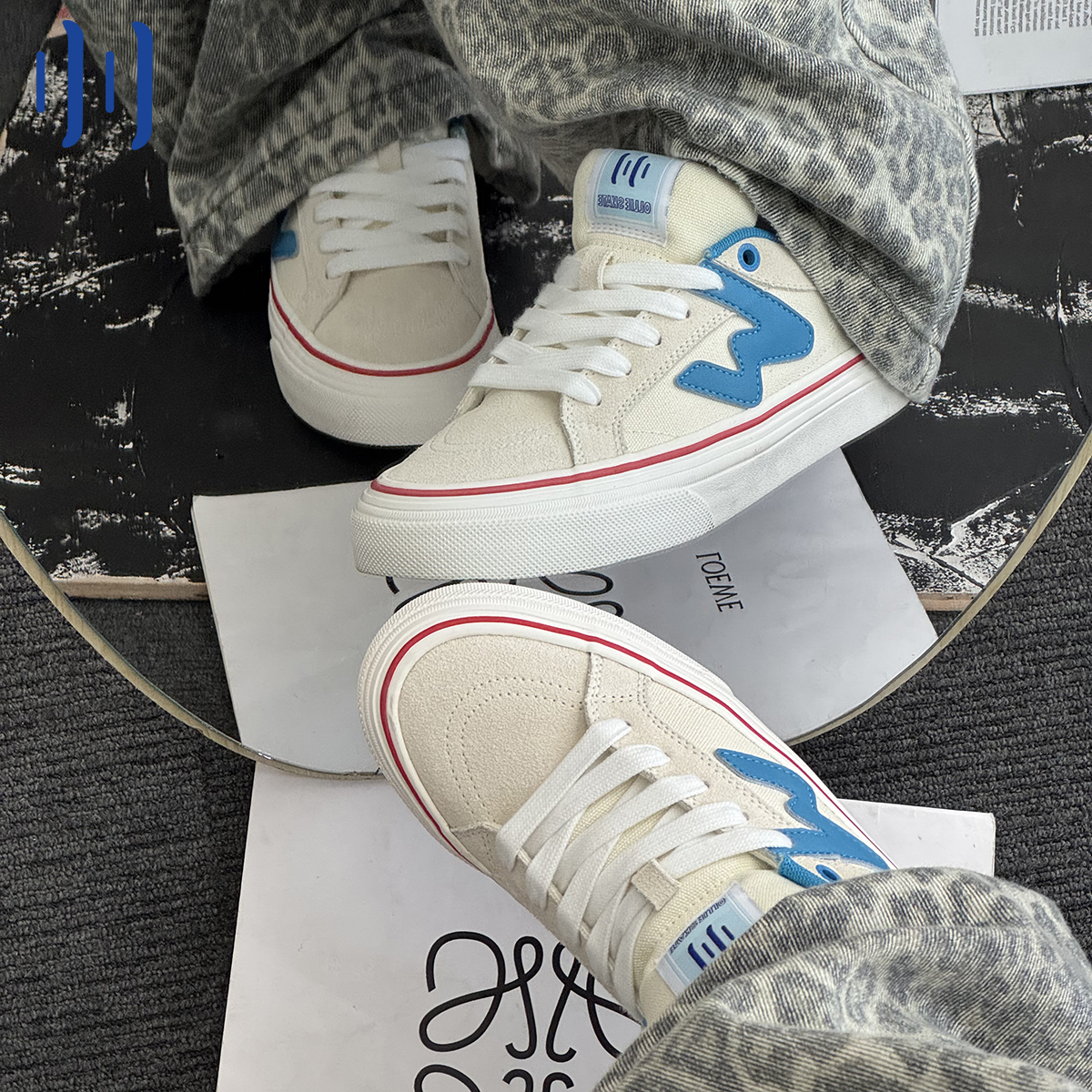 顽刻ollieskate白蓝拼色秋季校园风W系列休闲低帮男女国潮滑板鞋