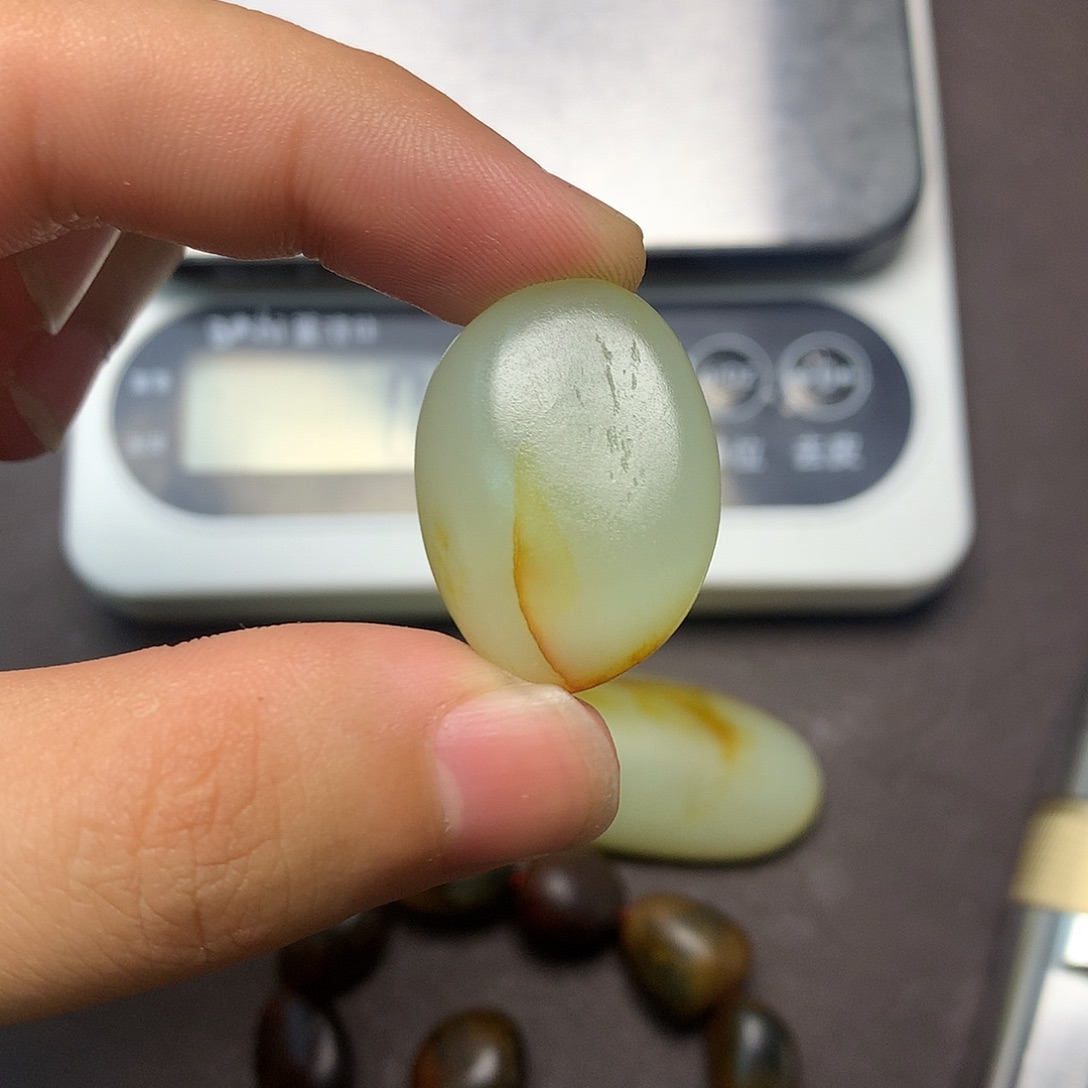 和田玉（糖玉）未镶嵌挂件