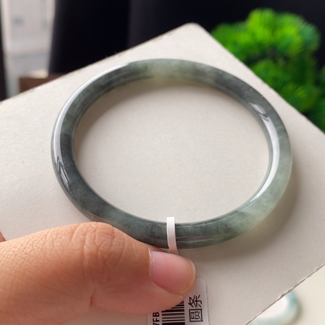 翡翠手镯未镶嵌46号59.3-6.7-6.7