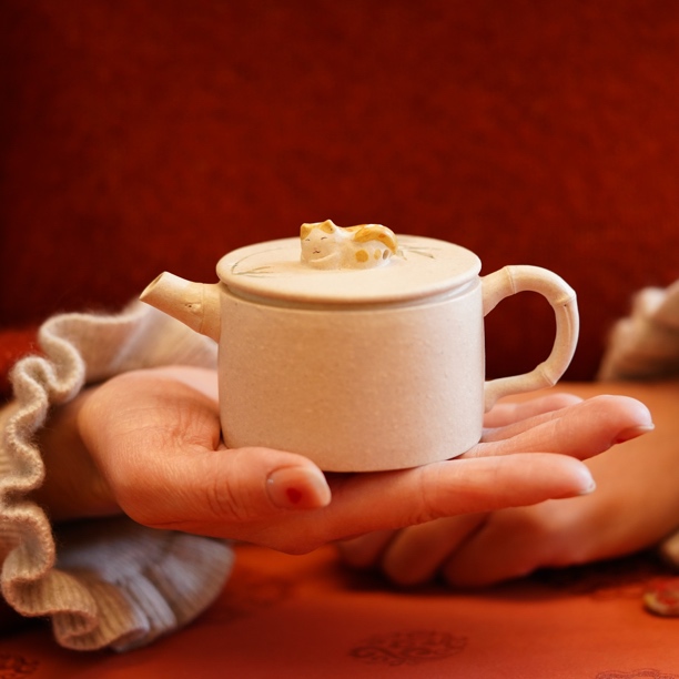 蜜糖紫砂｜慵懒猫咪蛋糕壶竹节题材 125ml 内推孔 耐看创新