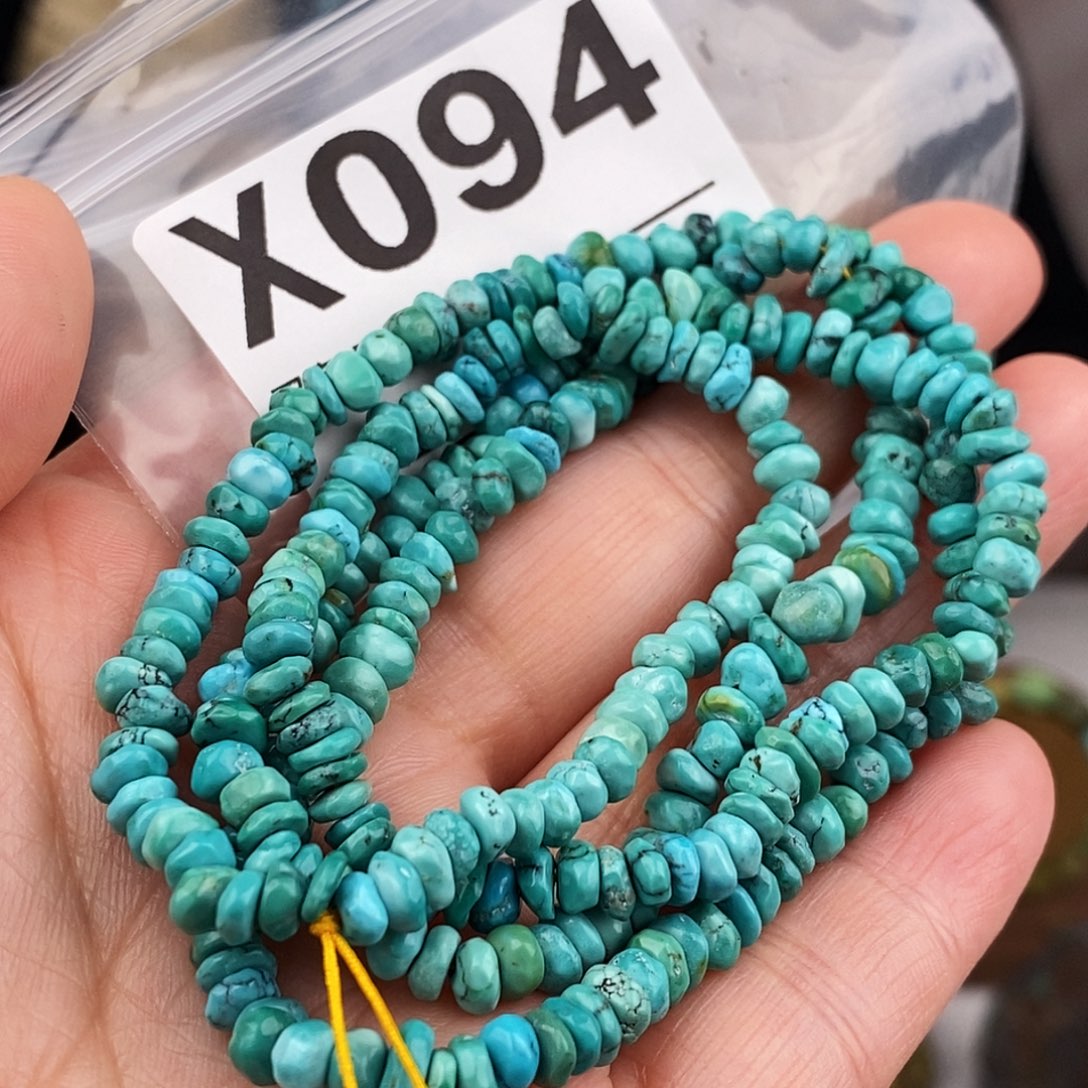 绿松石未镶嵌原矿