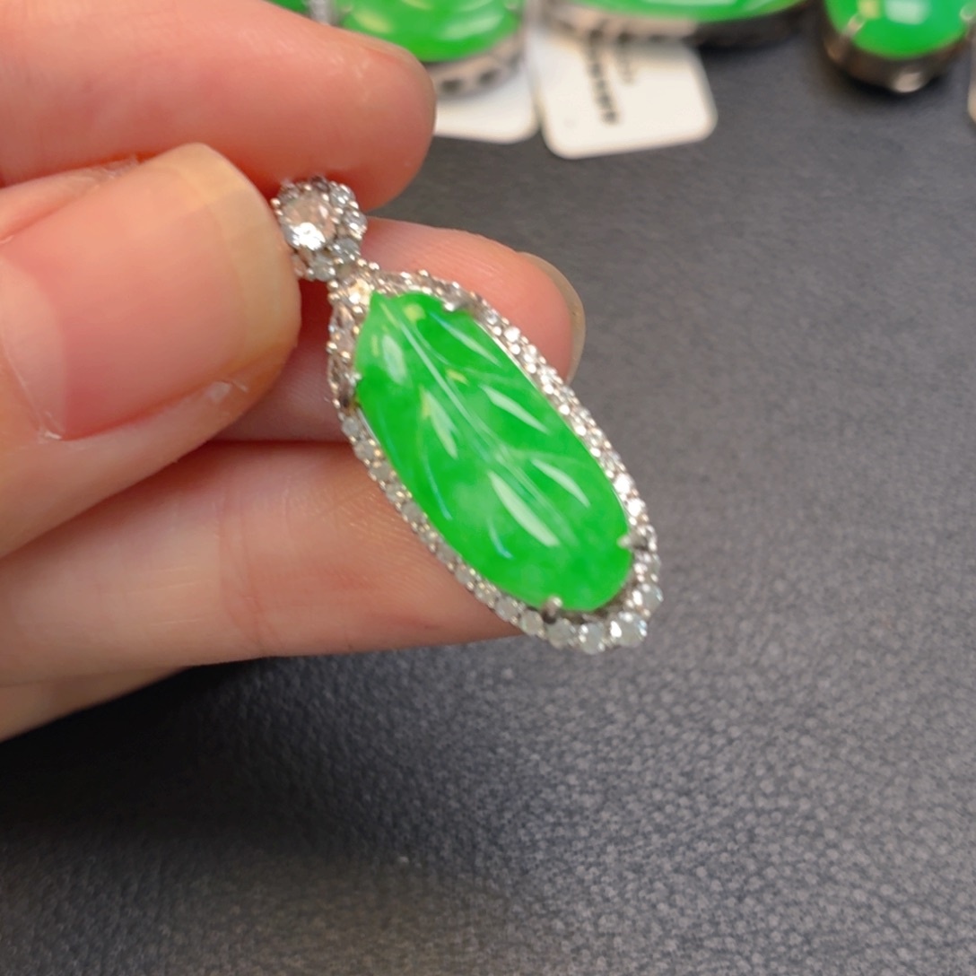 翡翠银S925镶嵌吊坠(不含链)