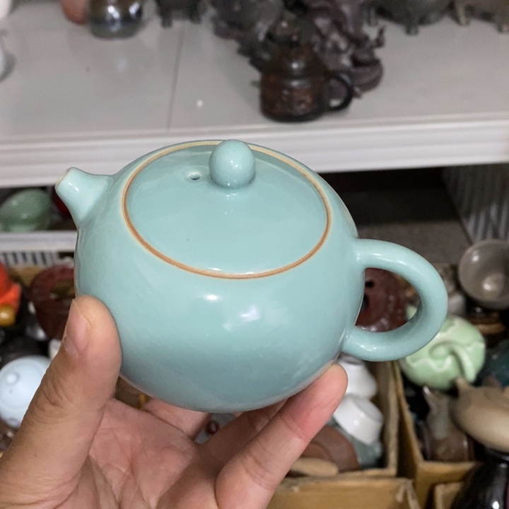 陶瓷艺术品及陶瓷壶