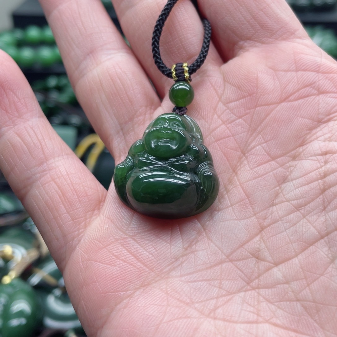 和田玉（碧玉）未镶嵌颈饰