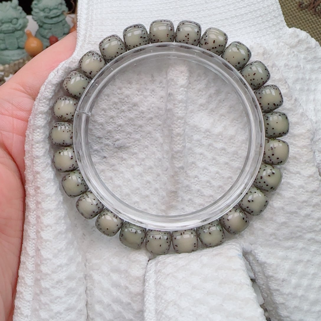 手串星月菩提双留白针尖星9*8