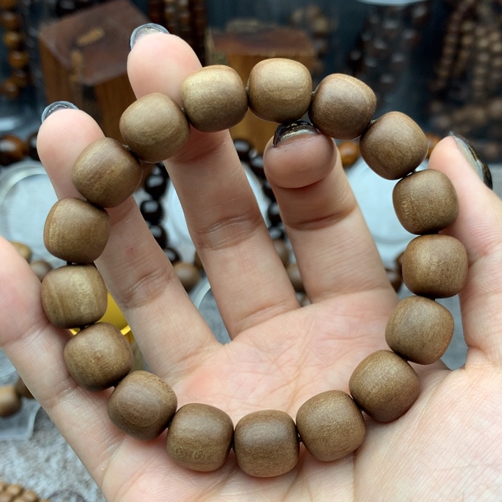 檀香木老山檀12/12红肉奶甜香