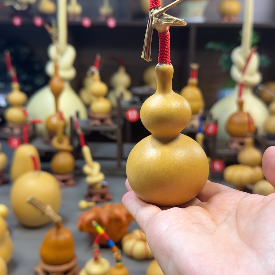 一***三大叶紫檀（黑酸枝木类）