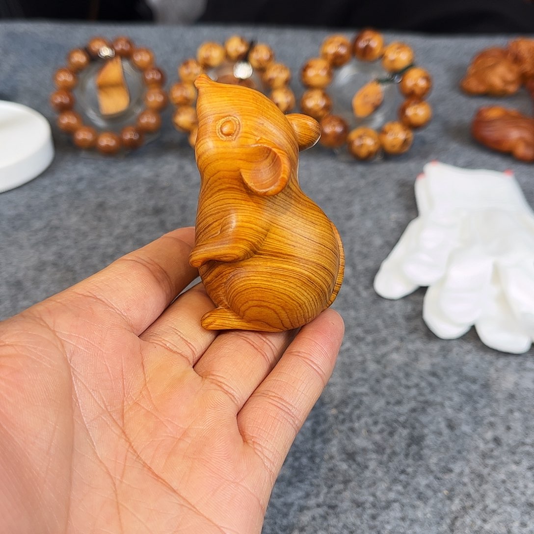 柏木（崖柏）精品把件