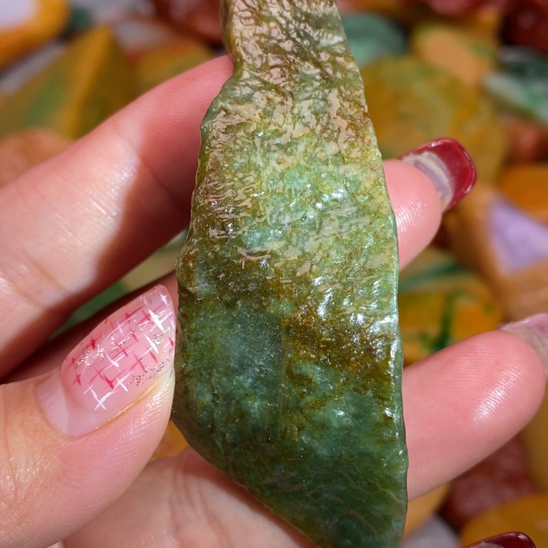 翡翠颈饰未镶嵌缅甸翡翠