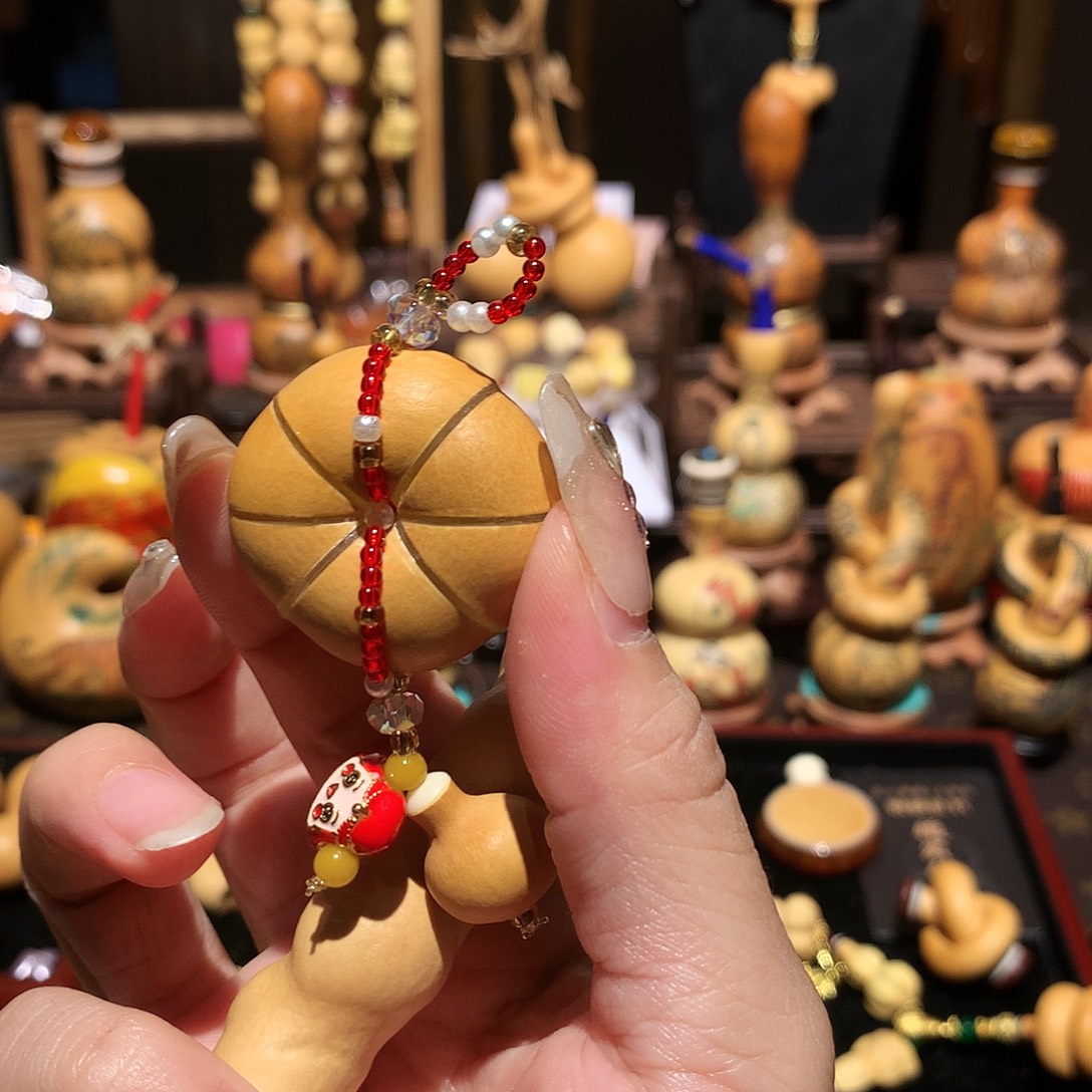 杜***岁大叶紫檀（黑酸枝木类）