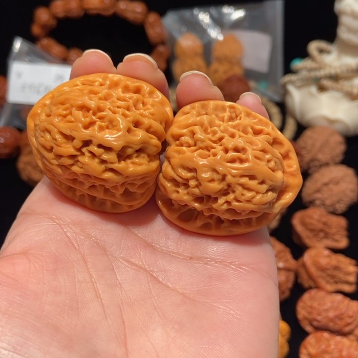 文玩核桃把件39南疆石375