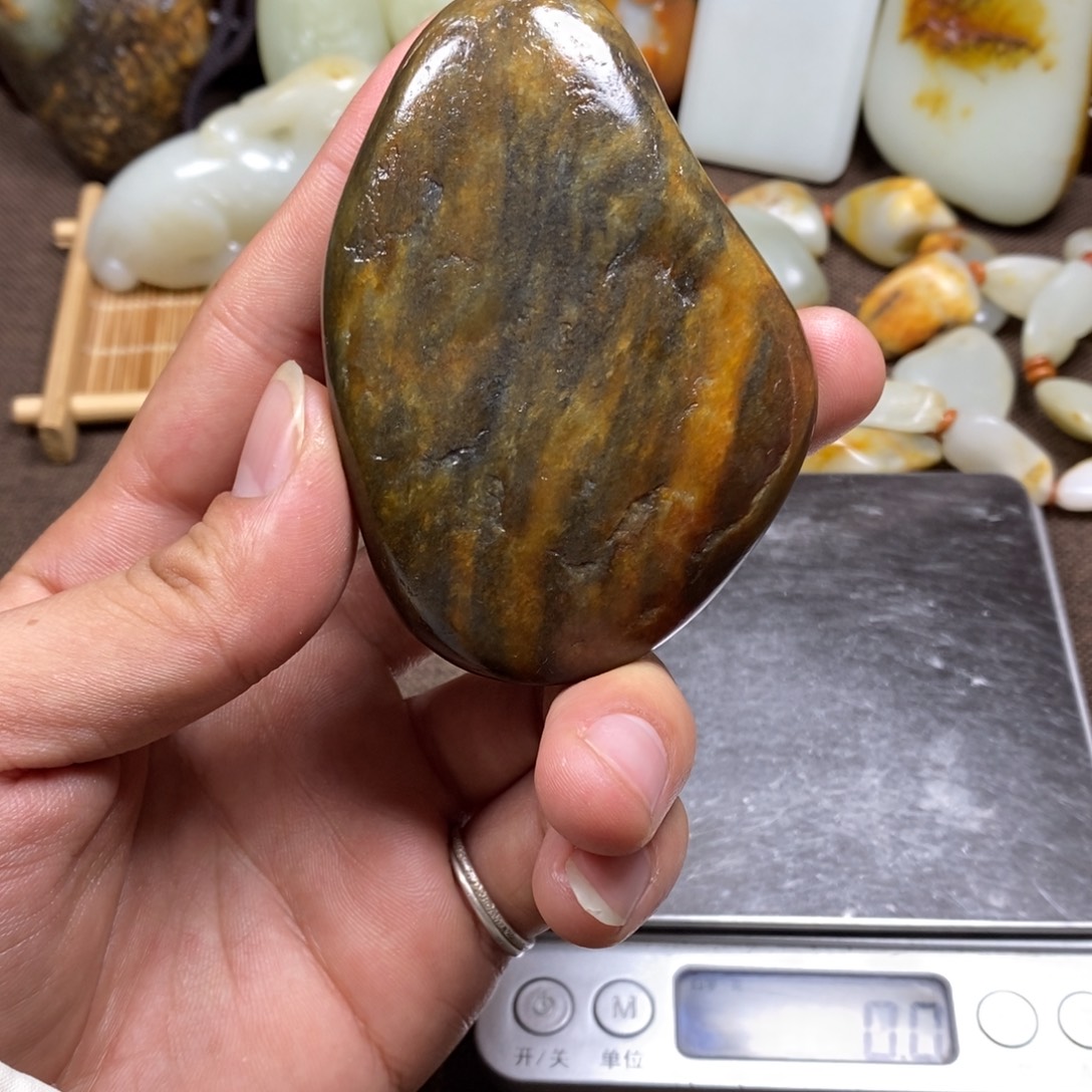 用***1和田玉未镶嵌挂件