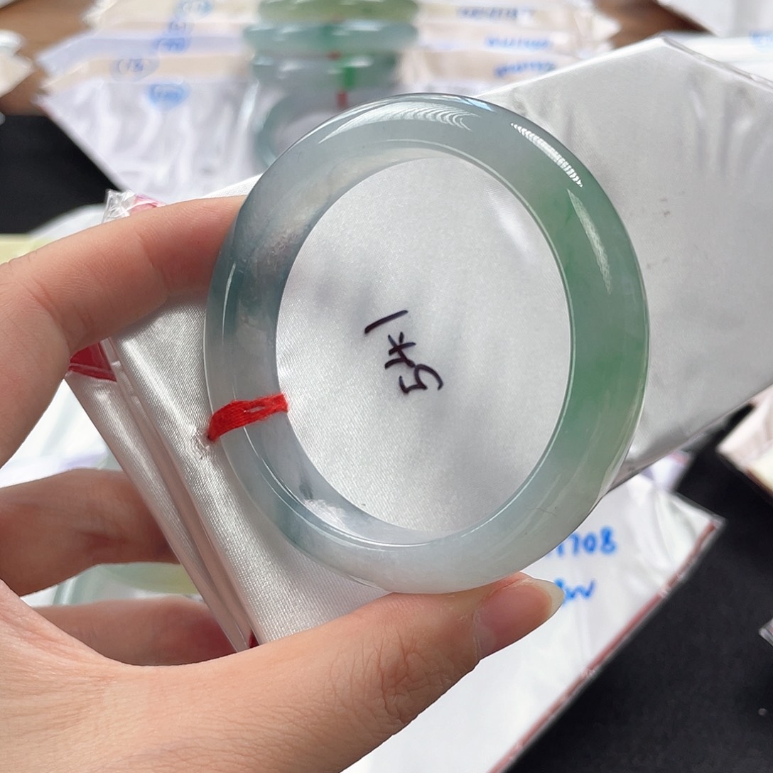 翡翠手镯未镶嵌手镯MY22222