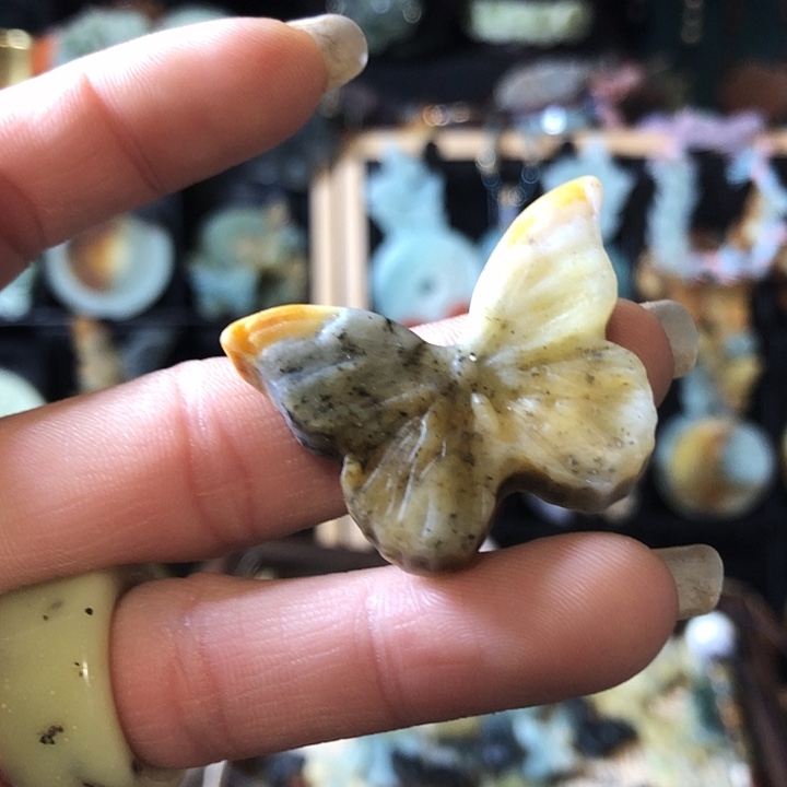 岫玉未镶嵌岫玉挂件