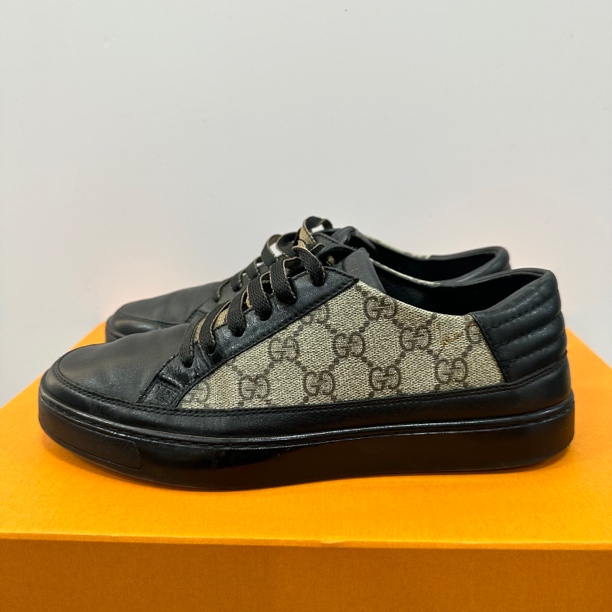 95新 GUCCI/古驰 40码 古驰 老花板鞋