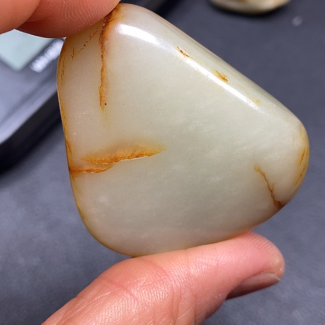 和田玉未镶嵌珠宝奇石