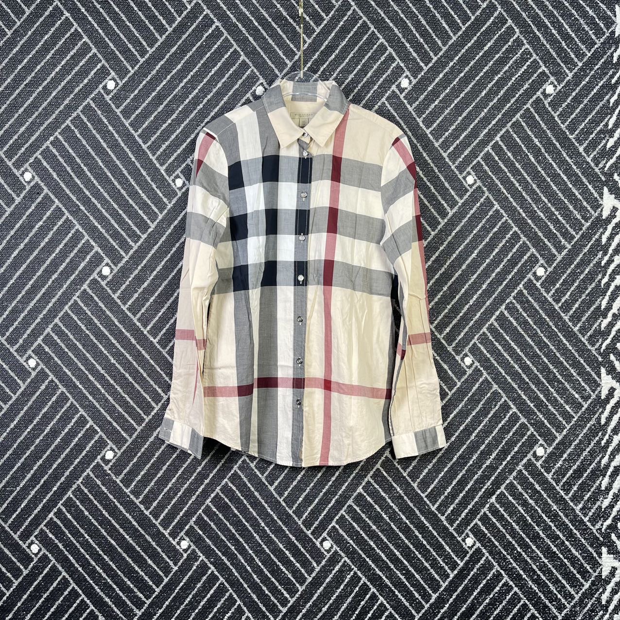 95新 BURBERRY/博柏利 95新/巴宝莉棕色格纹衬衫/xs码/18002