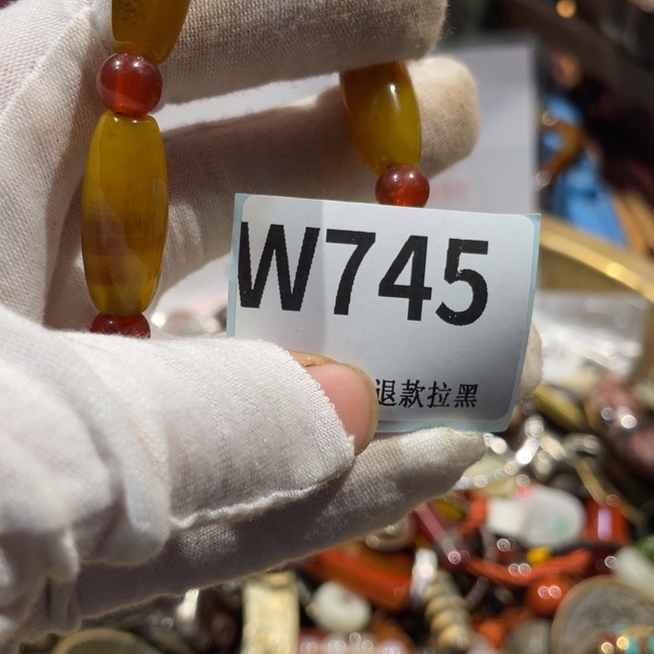 荒***雨瓷片二表姐直播火爆热卖