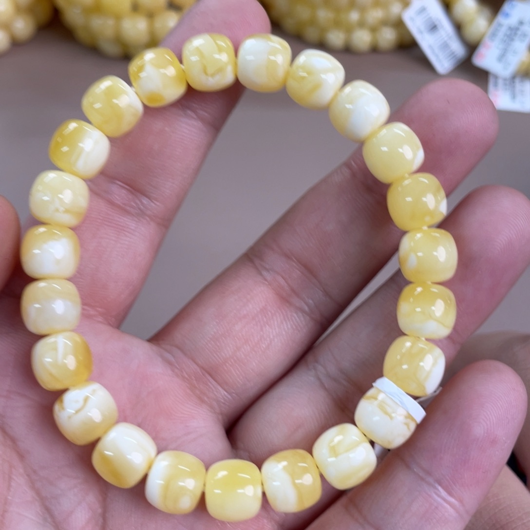 琥珀裸石未镶嵌14200000000