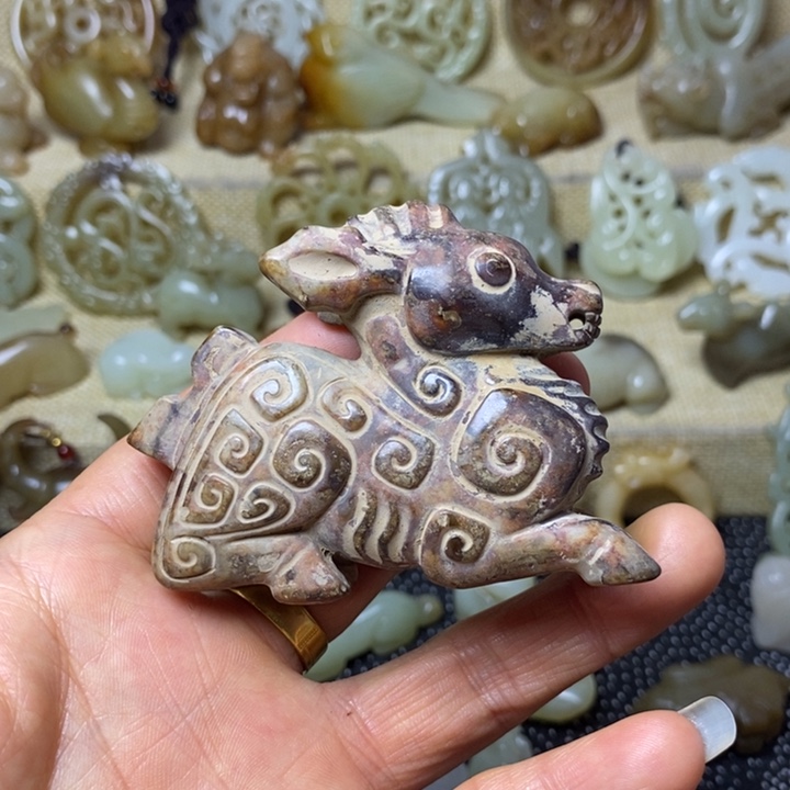 和田玉挂件未镶嵌