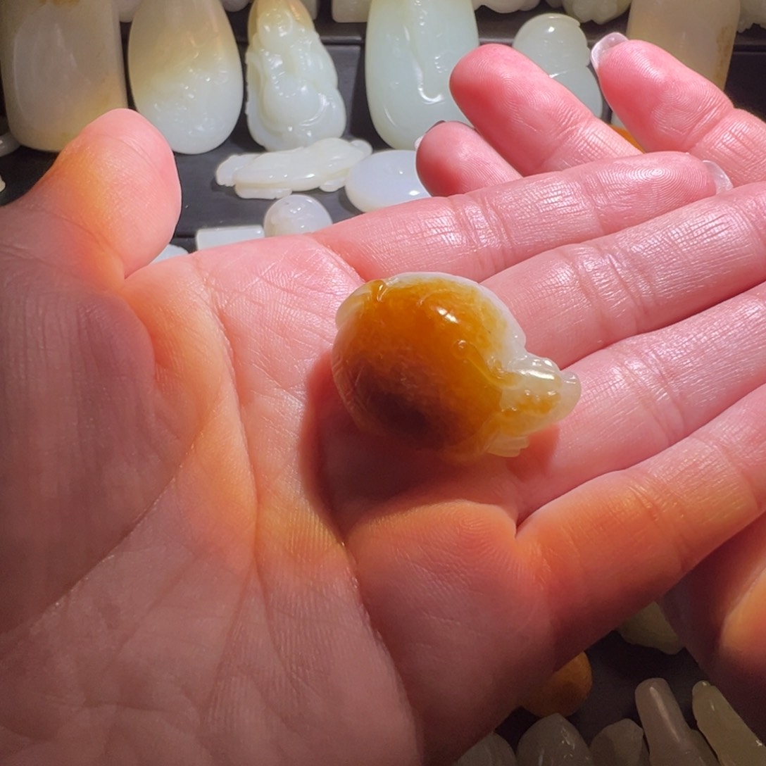 未镶嵌和田玉车挂沉***?