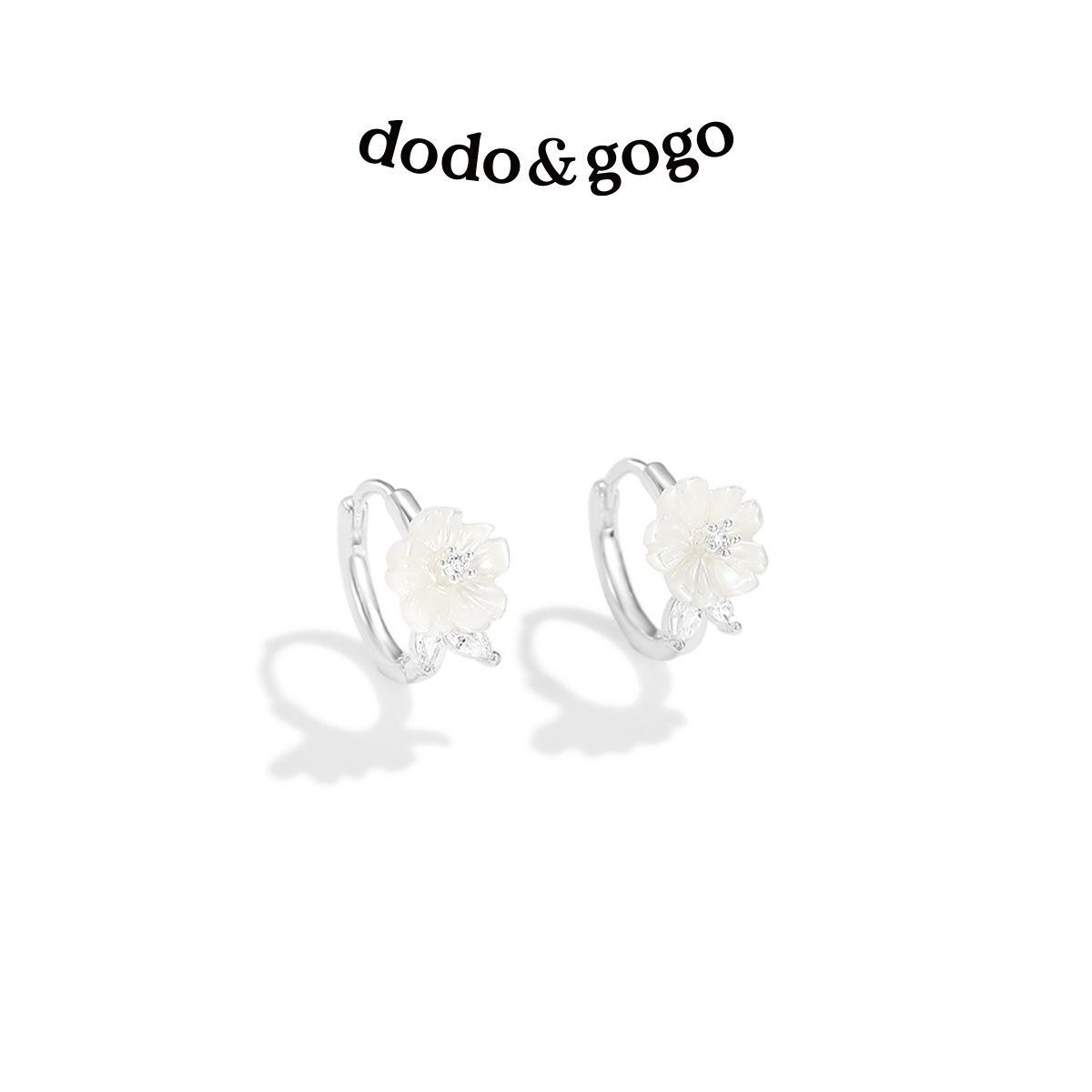 铜合金亚克力耳饰 DODOGOGO精致小花甜美耳扣清新气质耳饰
