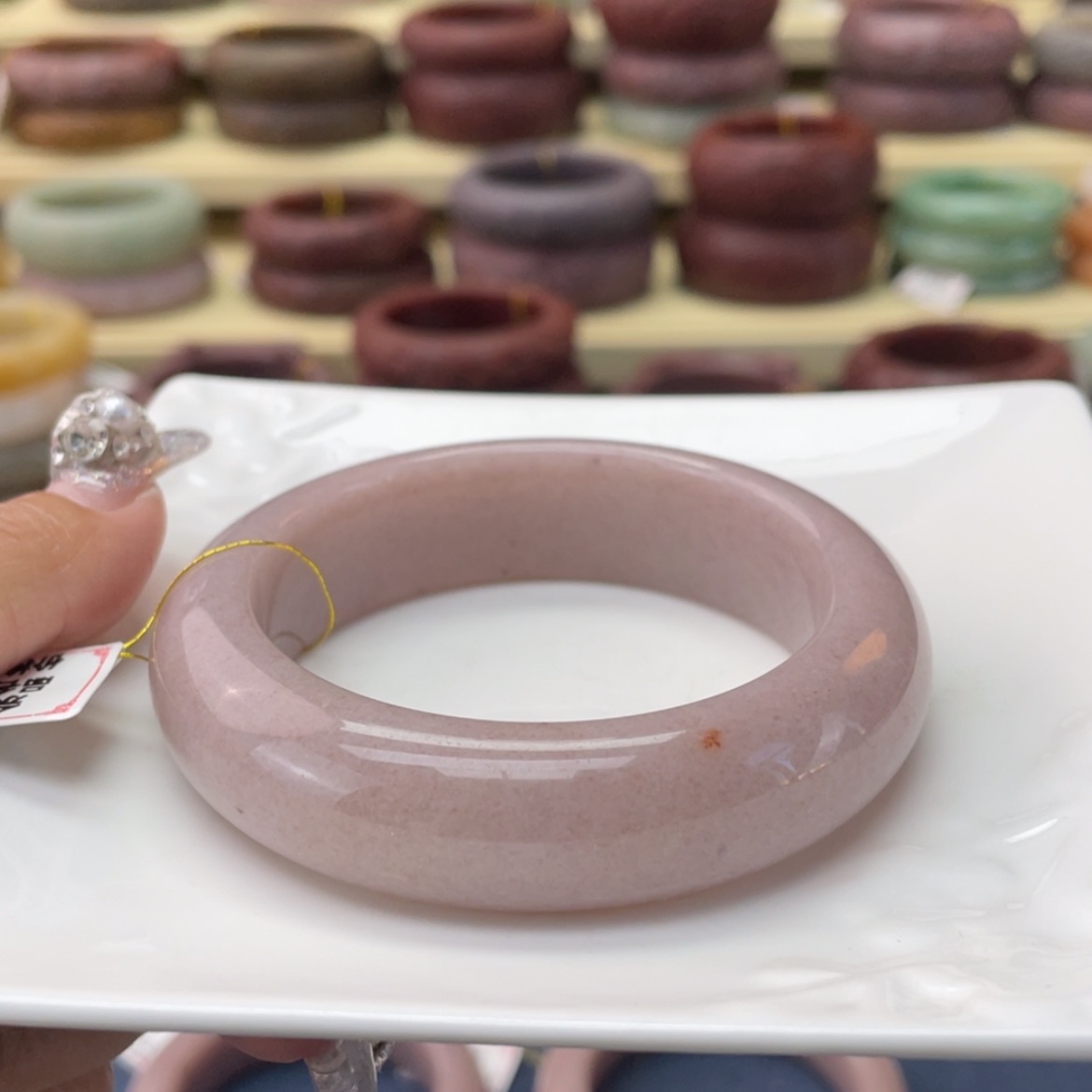 【闪购商品】石英质玉手镯未镶嵌?****