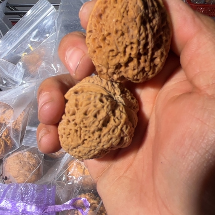 吊坠文玩核桃滇西144