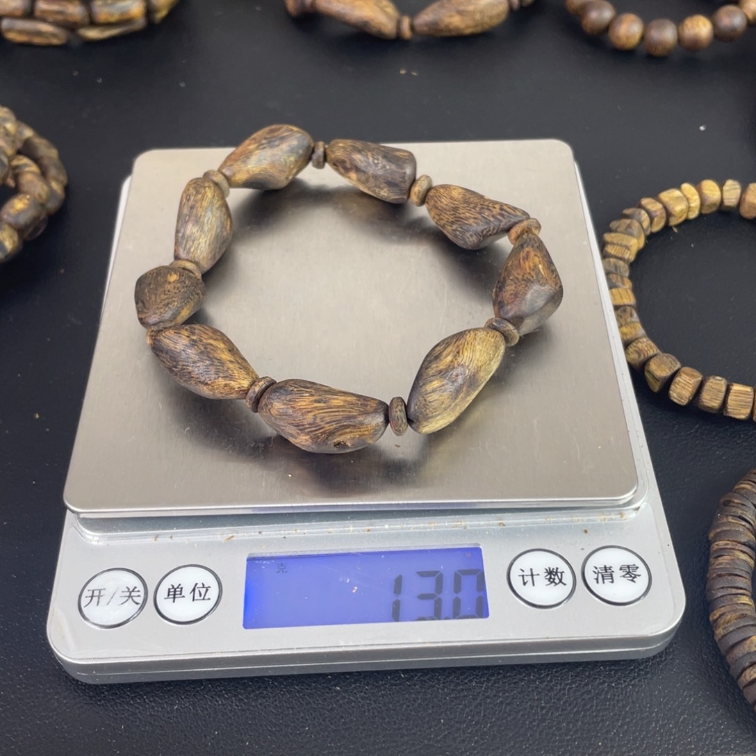 ****生奇楠沉香树丁，13克